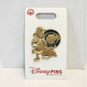 Disney Cruise Line DREAM Ship Atrium Statue DONALD DUCK Official Trading Pin NWT